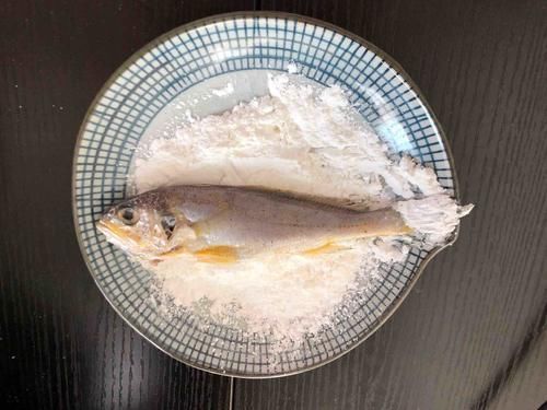 这种鱼,在我国产量大便宜到没人吃,营养比甲鱼还高,很少人知道