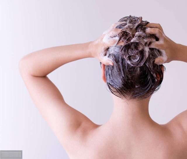 冬季“洗头”选择时间很重要,提个醒要注意