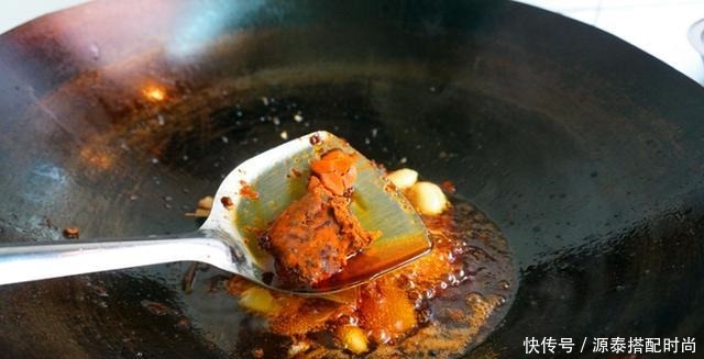 麻辣|又到了上市旺季,几块钱1斤,蟹黄满满肥到流油,鲜香麻辣吃到爽