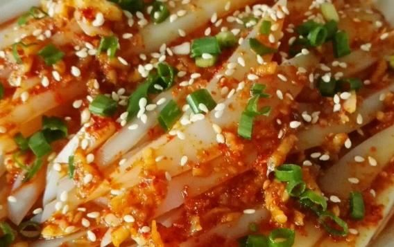 一种降火解毒的美食，隔三差五吃上一盘，开胃解馋，给肠道洗洗澡