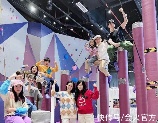 吴尊晒《爸爸去哪儿》重聚照！Neinei颜值好高，Jasper表情搞怪