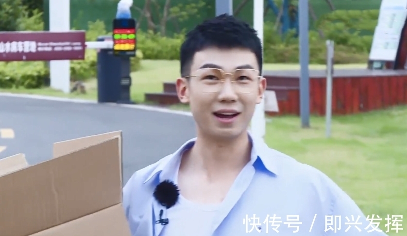 李浩菲|《中餐廳5》下期未播先火,4位老成員返場,網友:有盼頭了