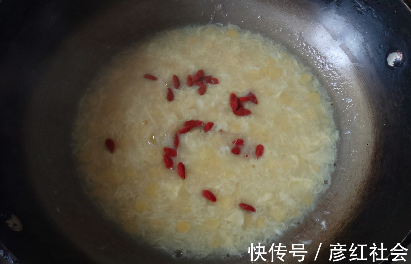 水淀粉|香甜好喝的玉米鸡蛋羹,细腻甜香,天天喝都不腻