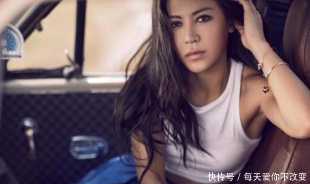 好声音|她三年前被那英淘汰,如今和那英平起平坐!网友:这脸打的疼吗?