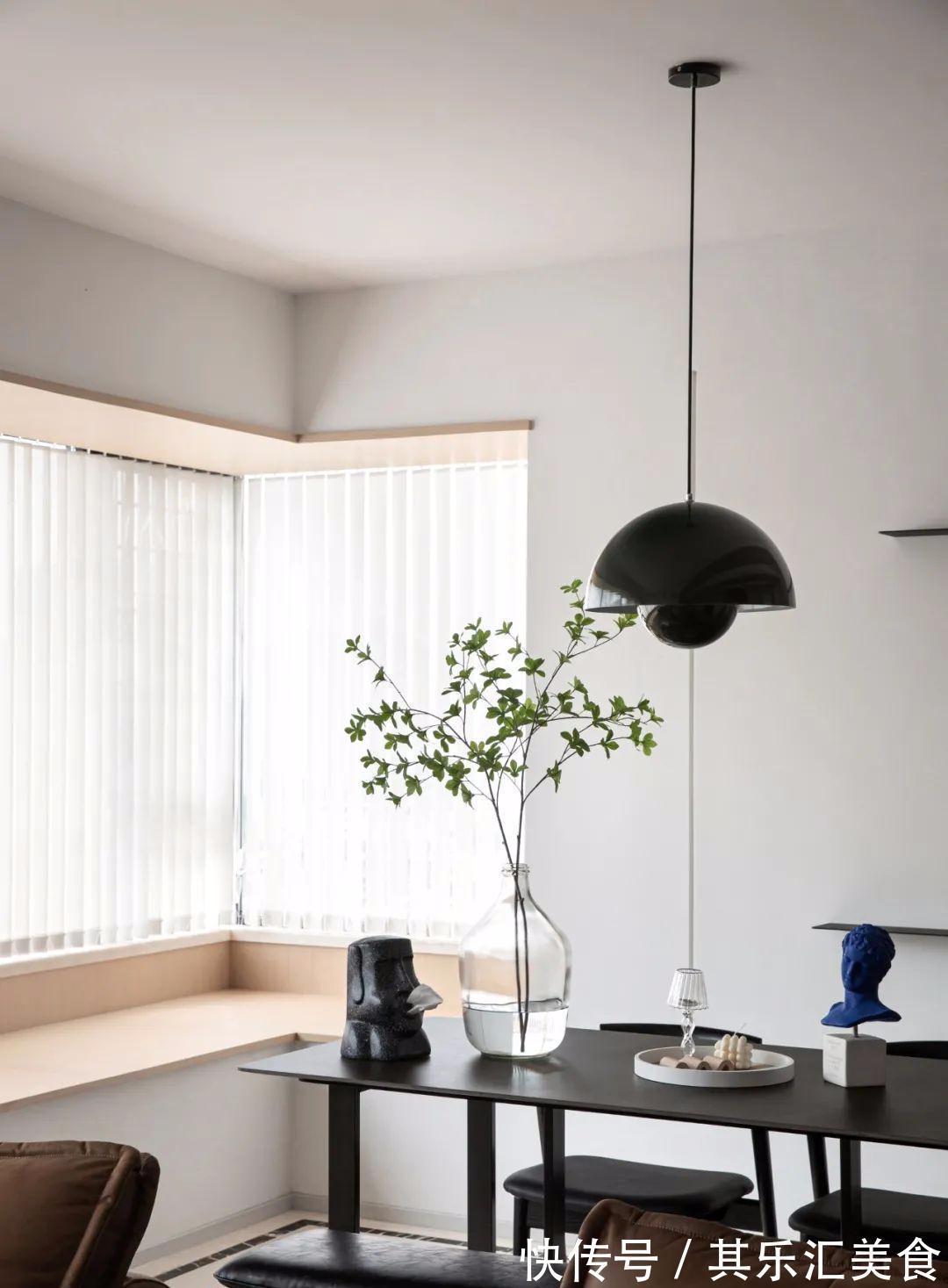 床头|110㎡精装房改造,颜色点缀空间,打造出浓浓的艺术气息!