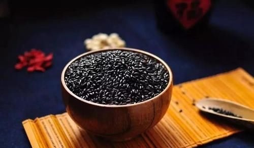 你知道黑米不能随便吃吗？这2类人，还是别凑热闹了