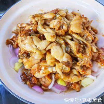 北鼎|#舌尖上的端午#啫啫藤椒牛蛙煲你这么做，保证最正宗