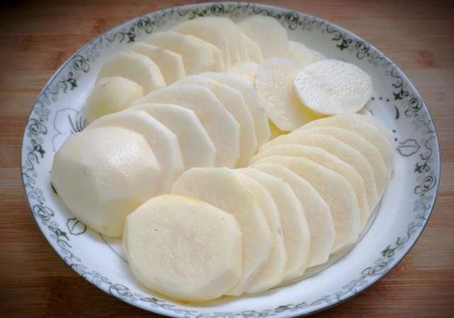 夏天,把它当做主食比吃米饭强,2元一斤,营养全面还不胖人