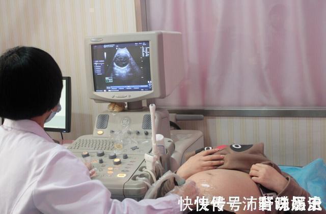 早产|女子做4次流产腹中胎儿岿然不动，医师检查后大吃一惊