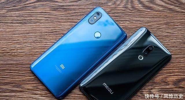 公认|买手机别盲目,公认续航最差的三款手机,一天最少充三次电!