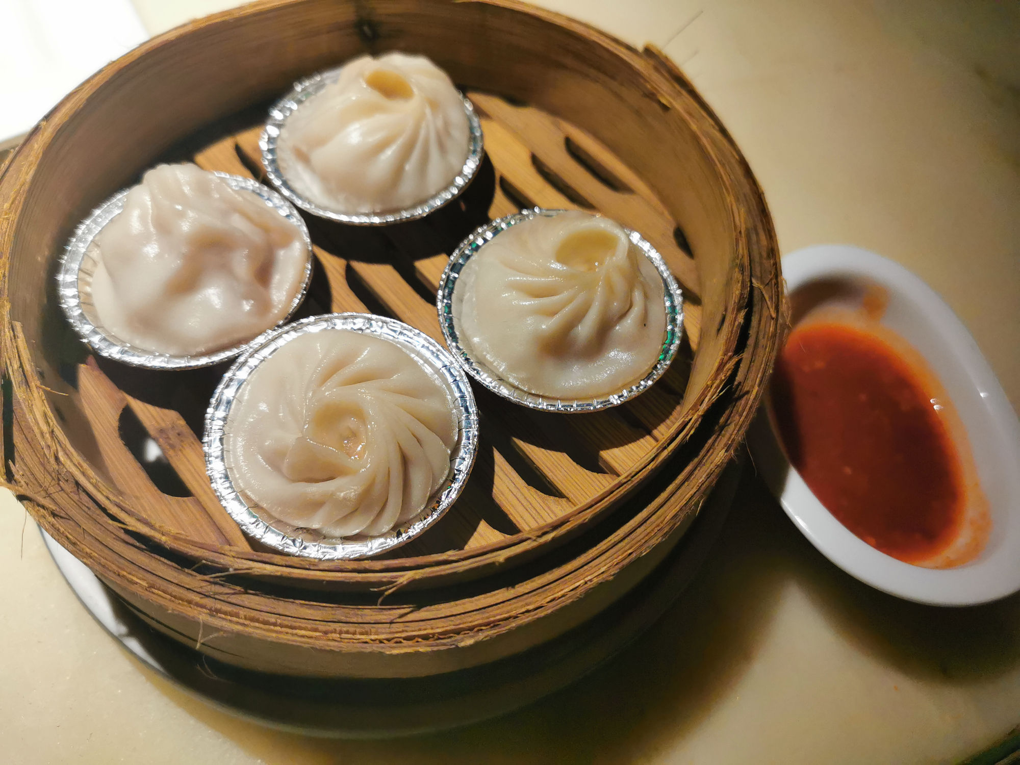 闺蜜|闺蜜请吃饭，点了5菜1甜品全吃光，晒朋友圈被说：好能吃