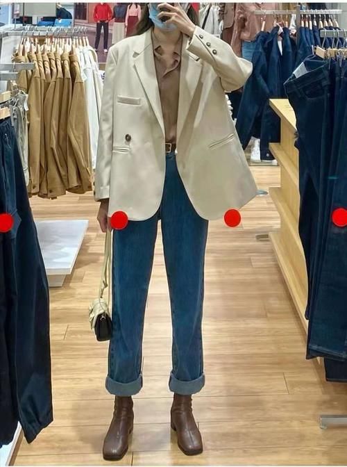 毛衣开衫这样搭，很显气质，出街吸睛第一名