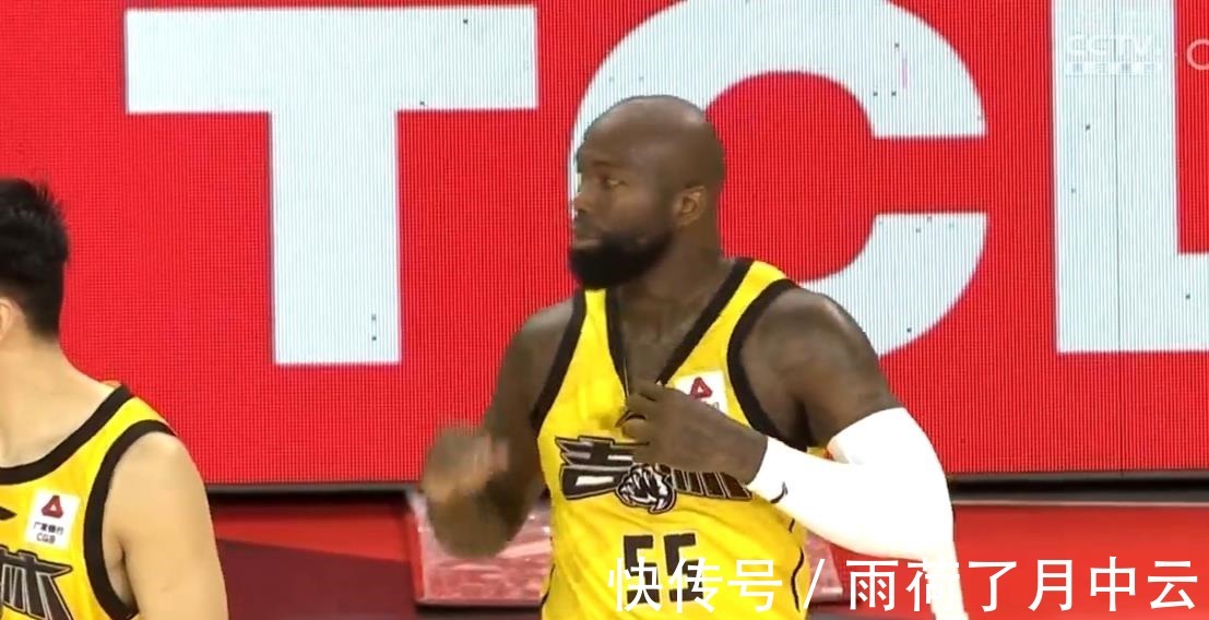 琼斯|易建联爆发，广东三人20+大胜吉林，琼斯打得毫无脾气！