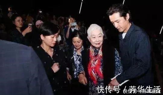 卢燕#真正人品好的人,有这3个特征,请深交一辈子!