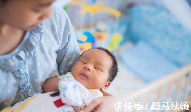 表情|刚出生6天的婴儿会吹口哨了新生儿的表情，应这样解读