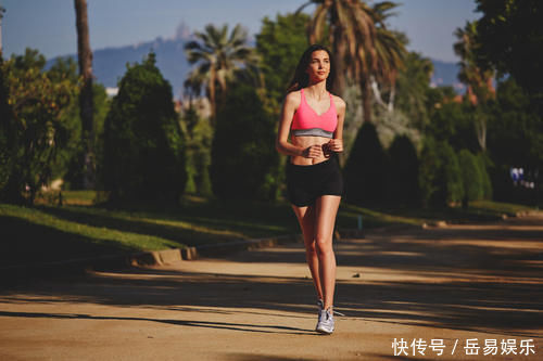 效率|4种“没卵用”的健身习惯,浪费时间,影响健身效率