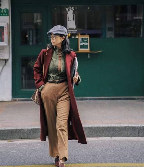 真正高级的女人，秋冬从来不穿这4种“衣服”，廉价低级还掉价