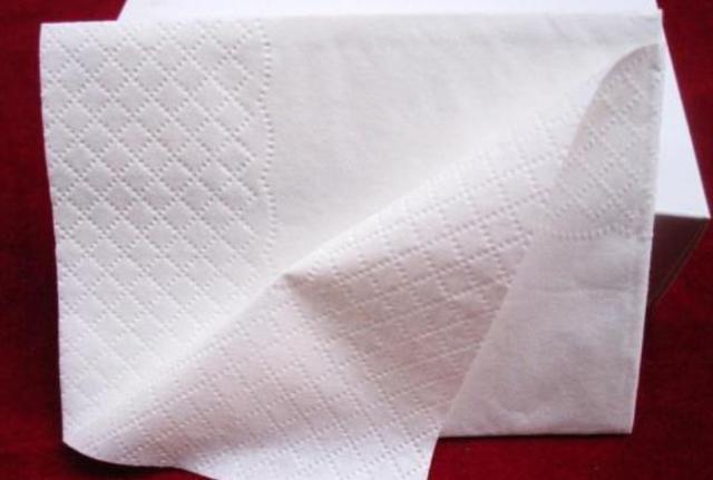 防蚊 女人包包里5个常备小物件,用处不小,你包里有吗