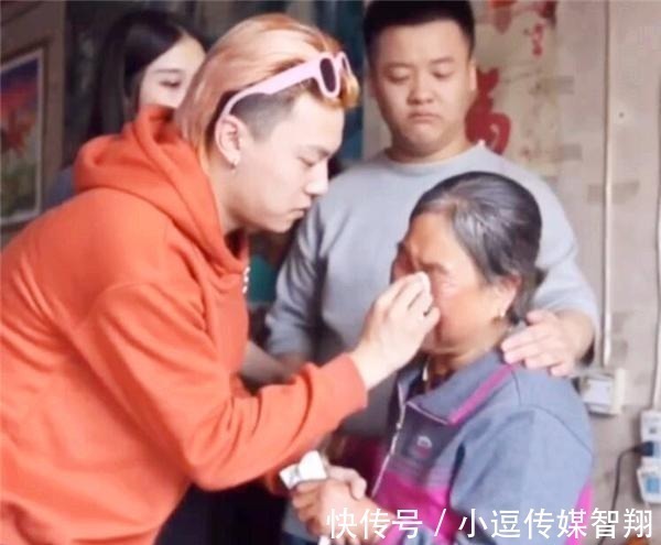 那个参加变形记,卖掉8万金项链给爷爷治病的富二代,后来怎样了