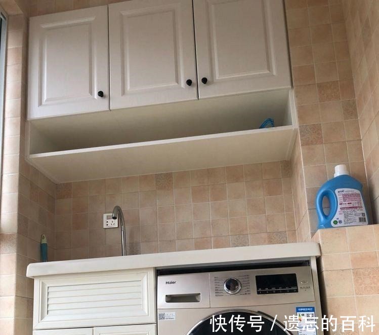 装修|老公坚持砸掉卧室飘窗,又让木工打了个新的,硬生生多出个榻榻米!