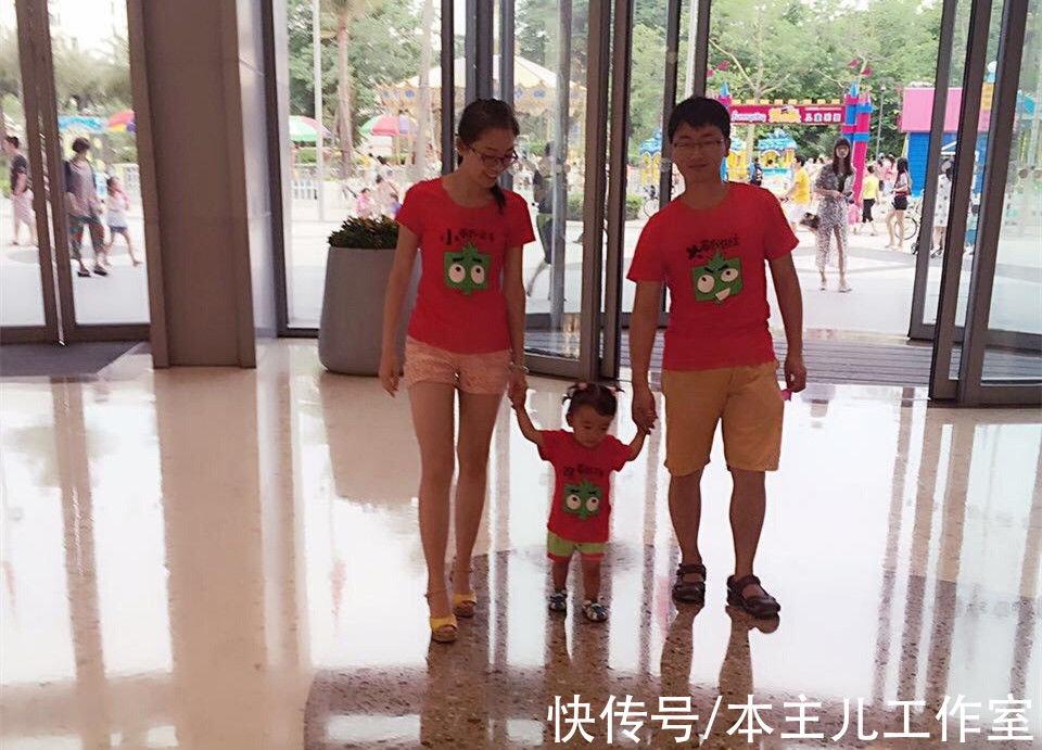 80后李威：憑“最強大腦”走紅，娶大學(xué)學(xué)妹，為女兒參加比賽