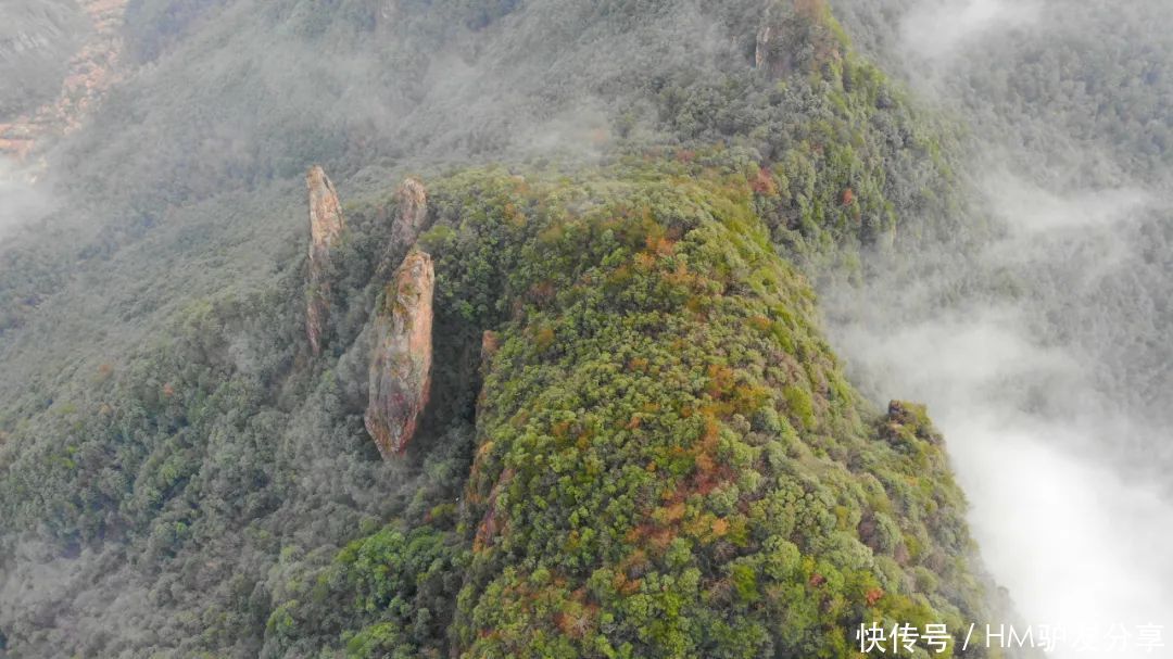 美翻了！只有仙侠剧中才有的场景！这座1.5亿高龄的山峰简直就是人间仙境！