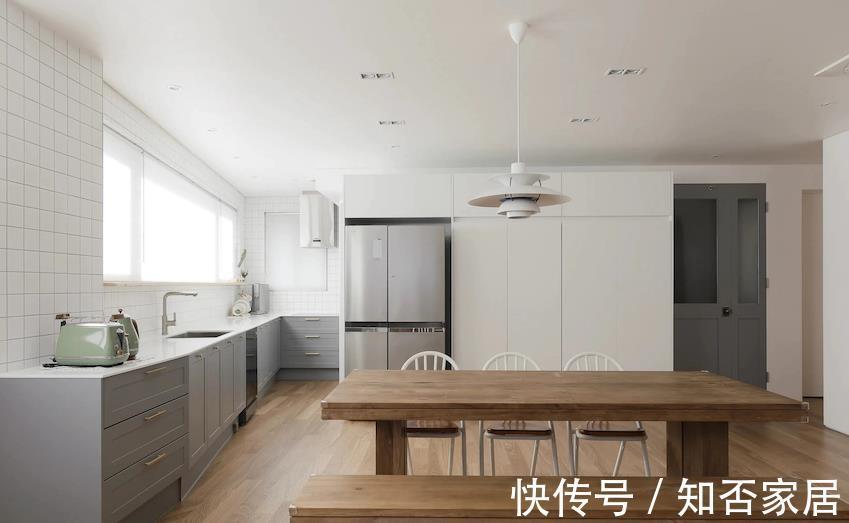 原木|266㎡的三层别墅，公婆住一楼，一家3口住2楼，互不干扰各过各的