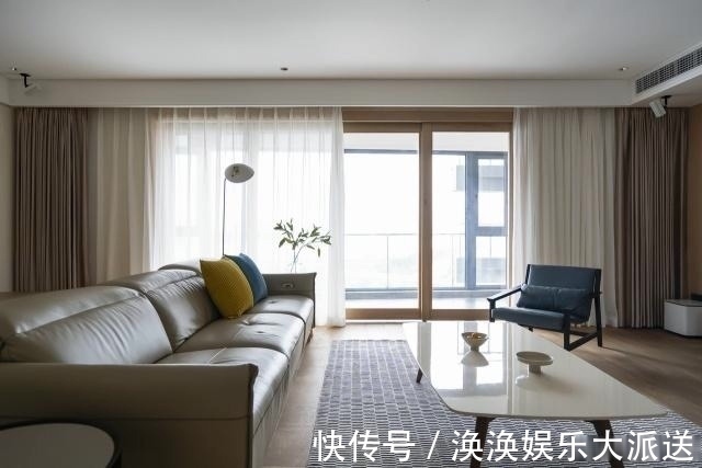 装修|大户型的现代实木风格装修,让生活回归平淡,享受平凡生活