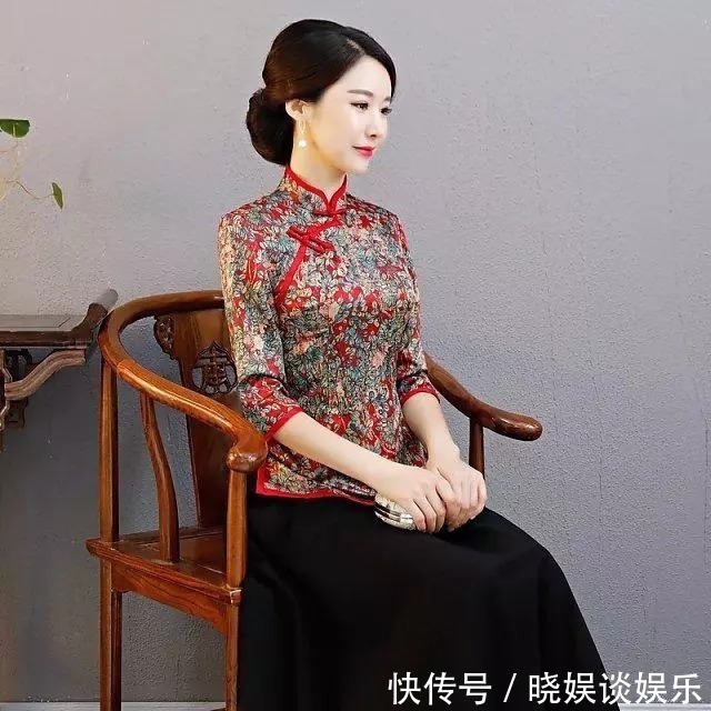 民族风|人群中的焦点，民族风旗袍套装，这么穿不美都不行！