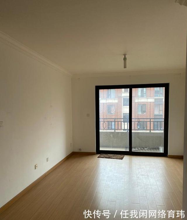 阿里|上海市松江区一89平房产拍卖，以323万元成交