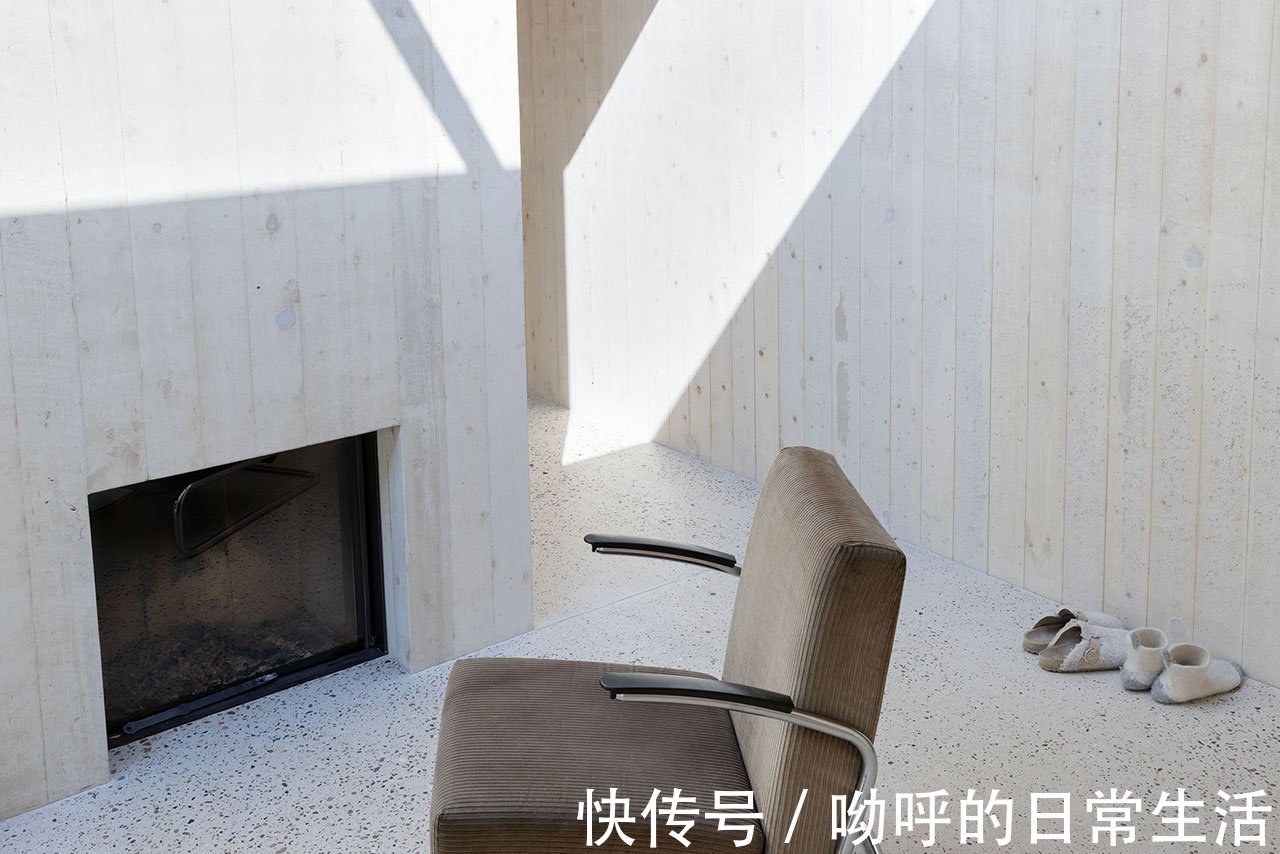 混凝土|2021年BNA最佳建筑奖:德科特·范·沙伊克设计极简主义住宅