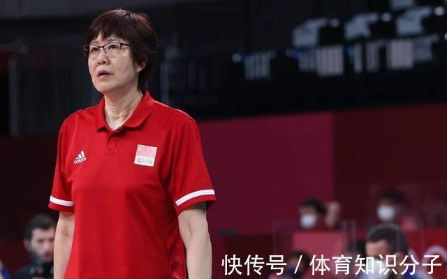 回归|62岁郎平回归担任选帅官,恭喜朱婷李盈莹,中国女排迎利好