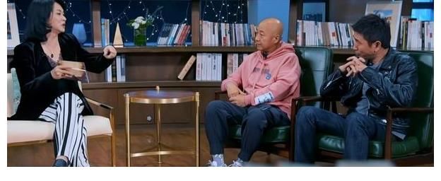 《追光吧》金星擔任主持人，對話兩位哥哥，不回避犀利問題