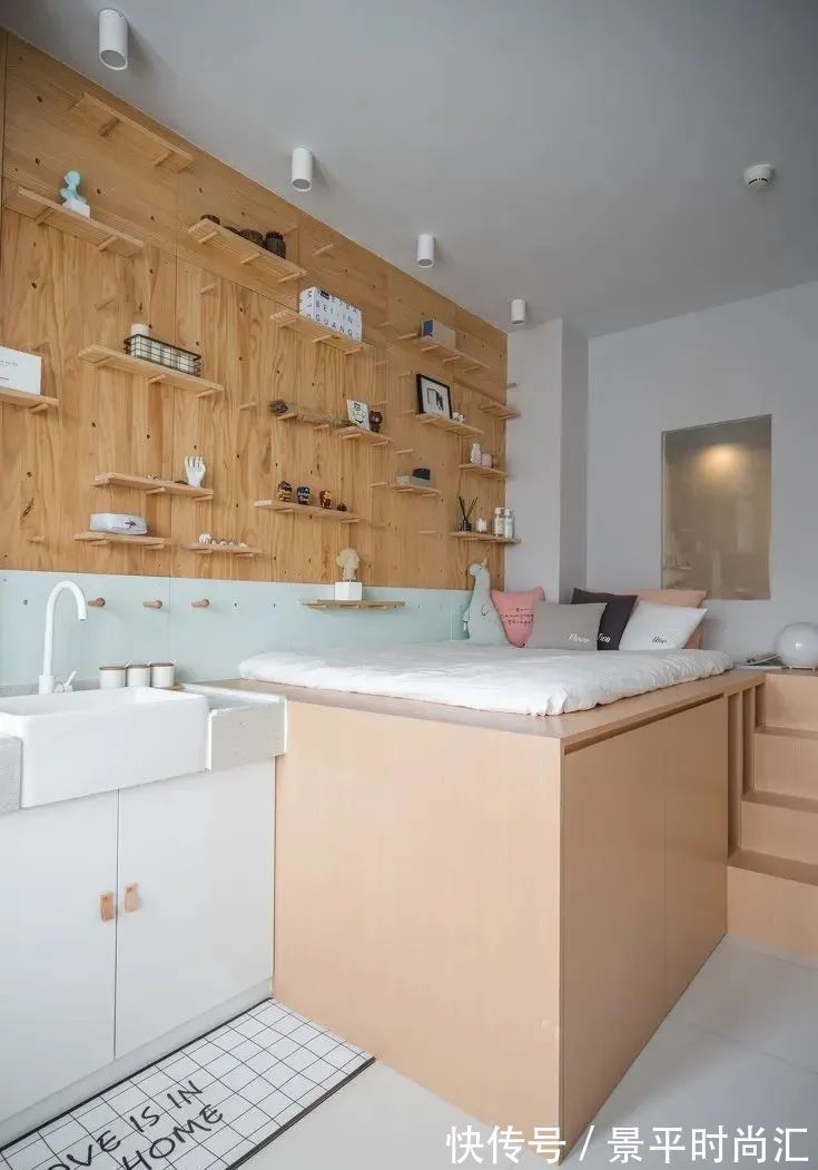 榻榻米|小卧室别再装榻榻米了,人家聪明人都这样设计,照样美观又实用!