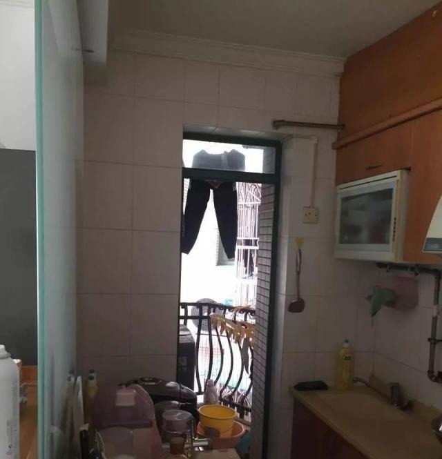 业主|这是什么神仙操作54平两居改三居,还能住下一家四口,太厉害了!