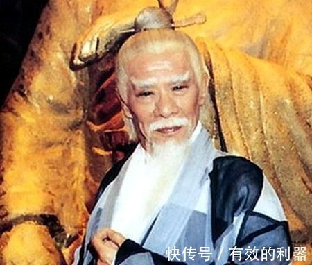 张无忌#周伯通死后留下一门绝技,成就了明教一位大魔头,不是张无忌