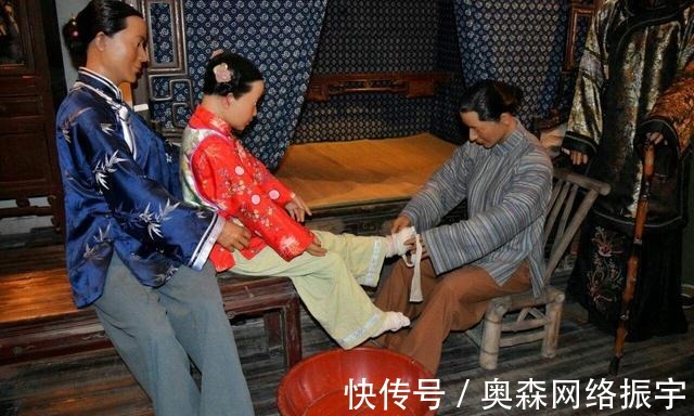 三寸金莲|16世纪发生过什么,三寸金莲的缠足与丰乳肥臀的束腰同时兴起