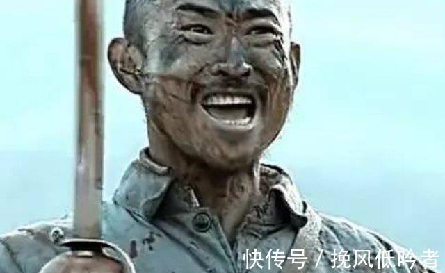 |《亮剑》因资金不够闹出不少笑话,骑兵团就俩马李云龙还要当群演