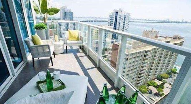 邻居家|新房买在高层,要不要封阳台?看到邻居家的阳台才知道!