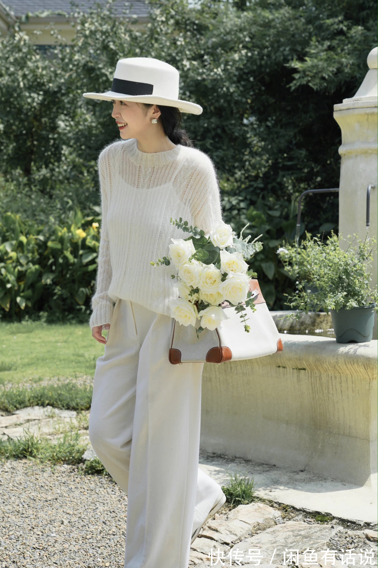 女人|女人40岁以后少穿卫衣,初秋学三木穿针织衫,时髦优雅还显气质