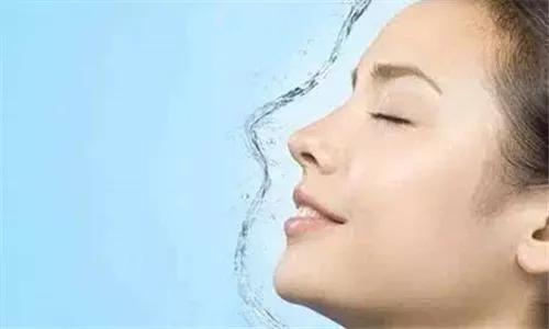 你知道干性皮肤该怎么保养吗?快进来做笔记