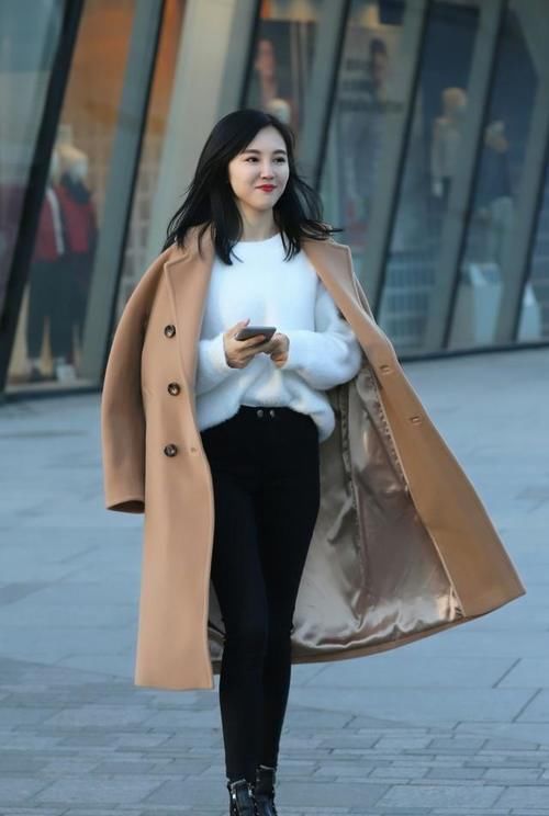 小仙女们|甜美气质小姐姐,穿卡其色风衣,美丽大方可爱迷人