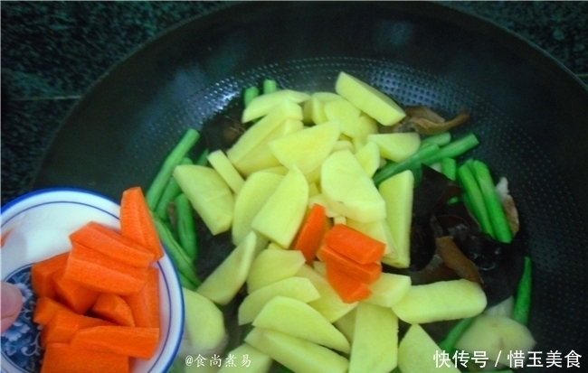 粉条|此菜,家人三天两头就想吃,食材丰富一锅出,又香又滑营养足