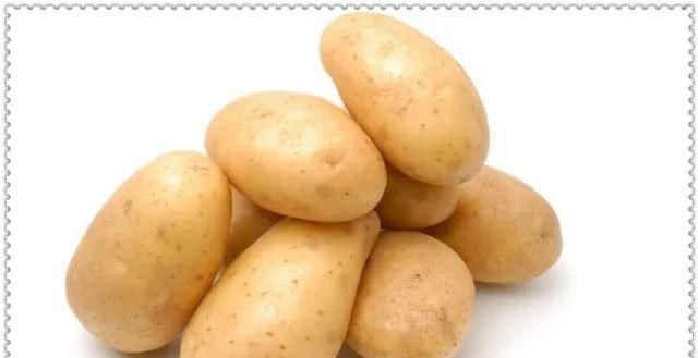 泡过土豆丝的水,别着急倒掉家家户户都用得到,一年能省不少钱