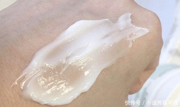 药店一管被“遗忘”的药膏,每晚偷偷搽一搽,老年斑统统拿下