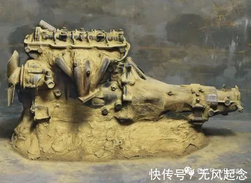 文物#冷军画了2个发动机,横放的卖198万,为何竖放的却卖1897万?