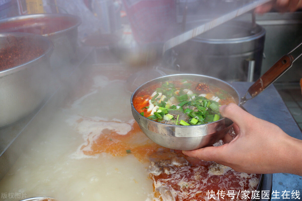 暴饮暴食、吃得太烫？这些不良饮食习惯你还在做吗？可能会致癌哦