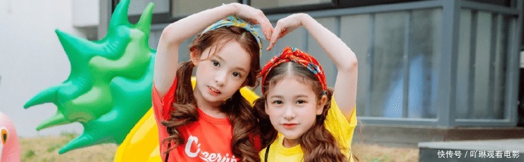 男女|孩子穿裙子的时候老是掀自己的裙子,我们该怎么让她有男女概念呢