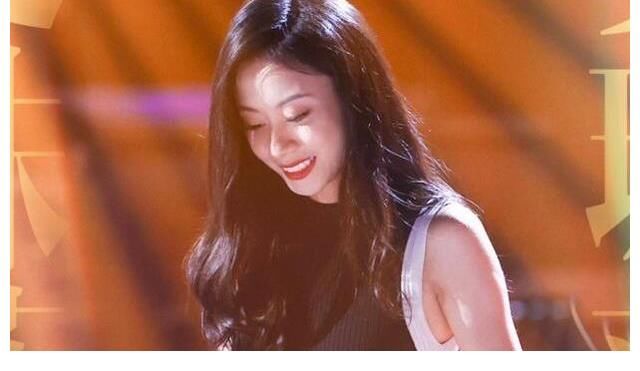 演唱會(huì)門票|伍珂玥問(wèn)李克勤 能否幫忙買謝霆鋒演唱會(huì)門票，李克勤回應(yīng)笑翻全場(chǎng)