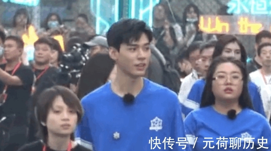 美颜|龚俊综艺录制生图，无精修无美颜状态真实，颜值让人看傻眼